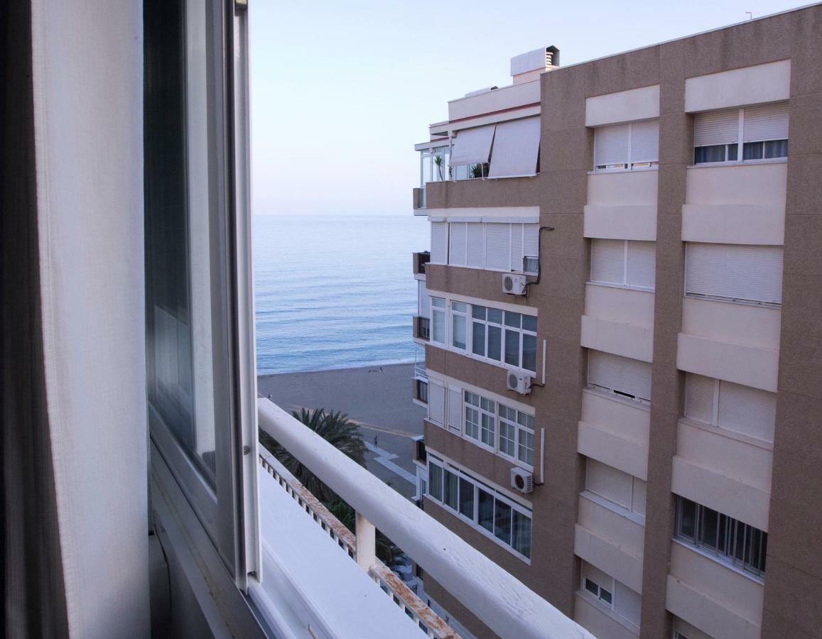 Apartamento Malagueta Beach 10 Malaga Bagian luar foto